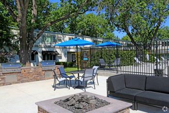 New bbq & firepit area